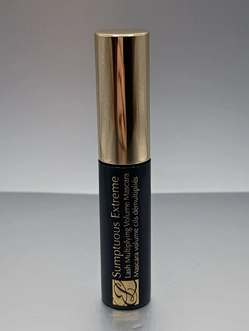 5 For $25 Item🌸 Estee Lauder Sumptuous Extreme Mascara shade 01 EXTREME BLACK